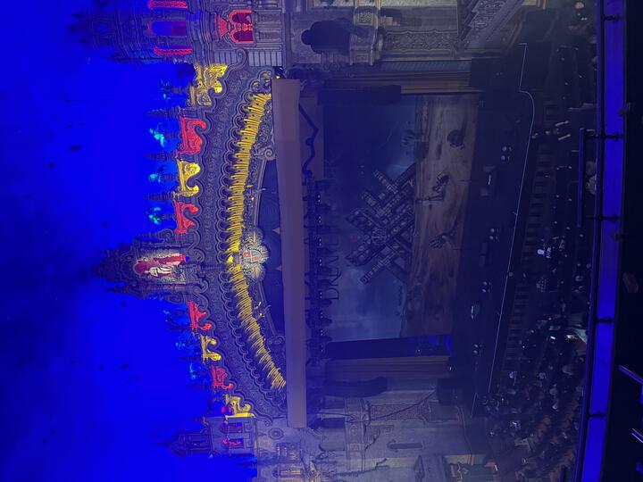 Majestic Theatre (center)